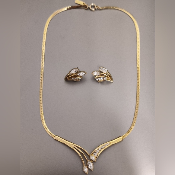 Vintage Signed Vendome Diamante Jewelry Set Necklace and Pierced Earrings - Picture 12 of 12